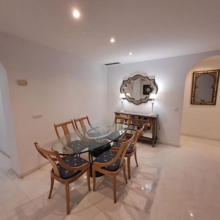 Luminous Apartment In Playas Del Duque , Puerto Banus By Holidays & Home 마르베야 외부 사진
