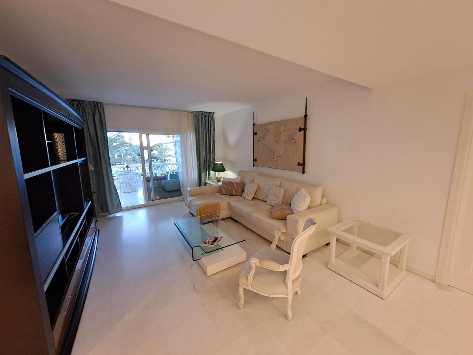 Luminous Apartment In Playas Del Duque , Puerto Banus By Holidays & Home 마르베야 외부 사진
