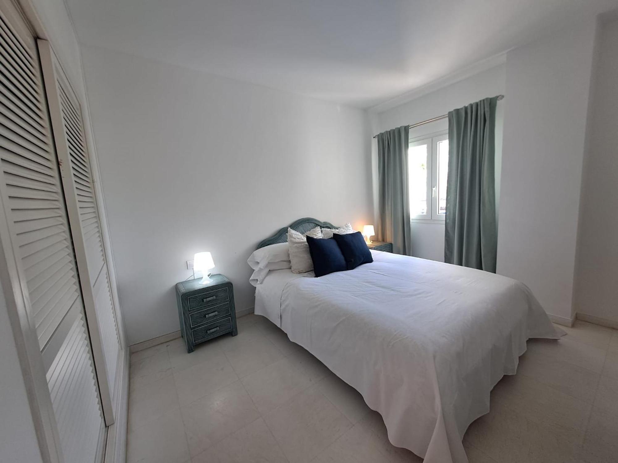 Luminous Apartment In Playas Del Duque , Puerto Banus By Holidays & Home 마르베야 외부 사진